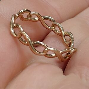 Tiffany Rubedo Infinity Ring
